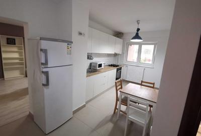 Apartament cu 3 camere semidecomandat în Văcăresti - 7