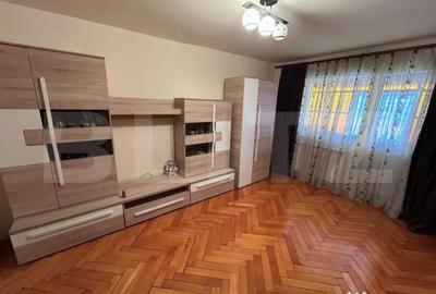 Apartament cu 3 camere decomandat în Cetate - 8