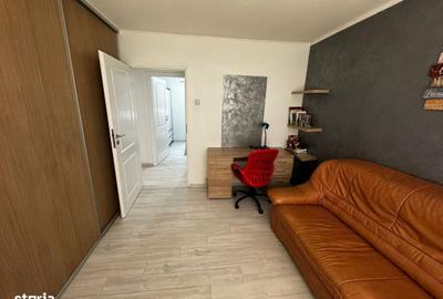 Apartament cu 3 camere semidecomandat în Central - 10
