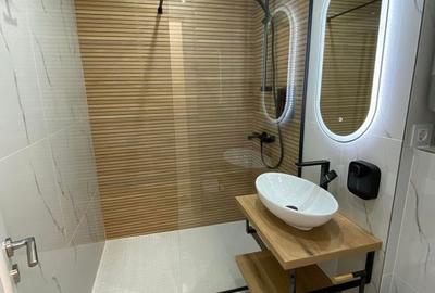 Garsonieră decomandată în Central - 2