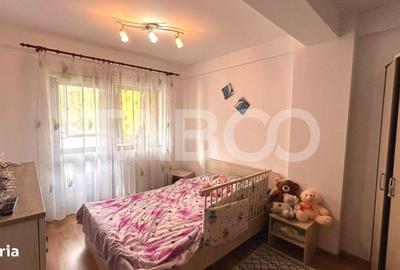 Apartament cu 2 camere semidecomandat, mobilat în Central - 1