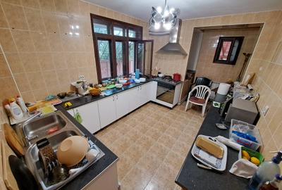 Casa Duplex în Zona Constantin Brâncoveanu - Alunișului - 4