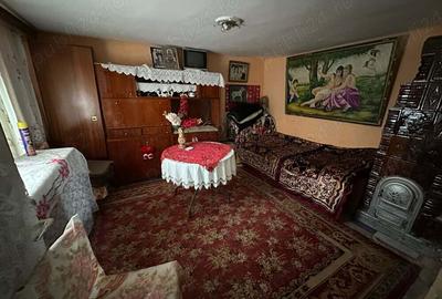 Casă cu 2 camere în Gruiu (Căteasca) - 5