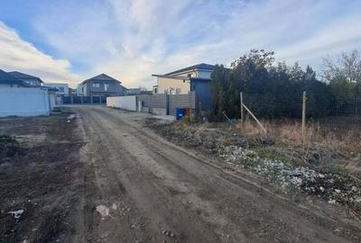 Teren in Lazu pe strada Pinului - 2