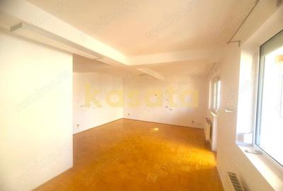 Casă cu 6 camere cu Teren 220 Mp în Central - 11