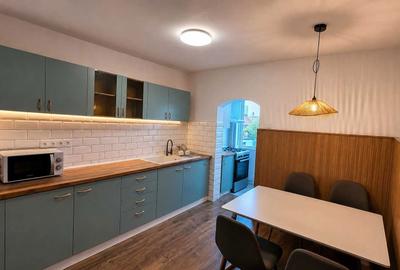 Apartament cu 2 camere decomandat în Ștrand
