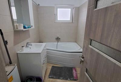 Apartament cu 2 camere decomandat în Central - 2