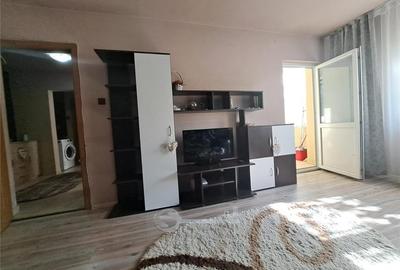 Apartament cu 2 camere decomandat, mobilat în Podul de Fier - 3