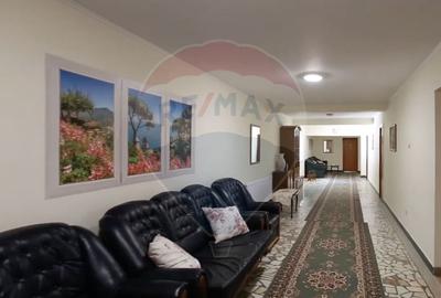 Hotel/Pensiune, de 4,110 mp, în Oituz - 14