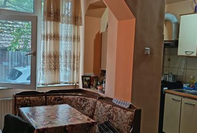 Vand Garsoniera zona Astra! aproape de pia?a Astra! - 3