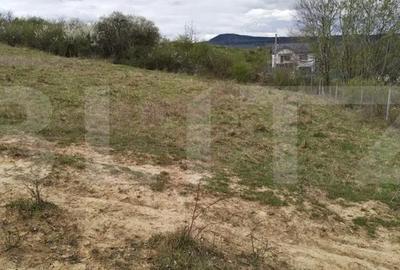 Teren de 715 mp, în Central - 2