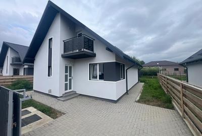 Casă individuală cu 3 camere cu Canalizare în Lunca Cetățuii - 9