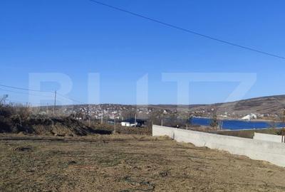 Teren de 500 mp, în Aroneanu