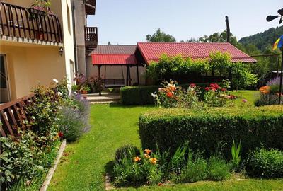 Spațiu comercial, de 294 mp, în Moieciu - 3