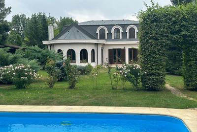 VILA CU IZ PROVENSAL  CU TEREN GENEROS SI PISCINA EXTERIOARA INCALZITA - 55