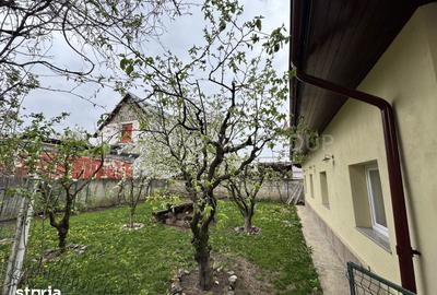 Casă cu 8 camere cu Canalizare în Bartolomeu - 13