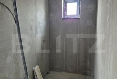 Casa de vanzare, 80 mp utili, 528 mp teren, zona Robanesti - 1