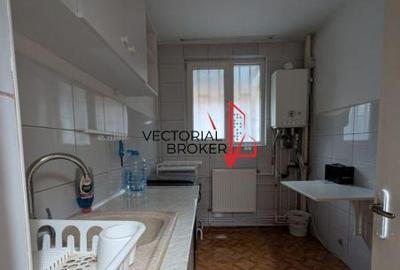 Apartament cu 2 camere semidecomandat în Dristor - 11