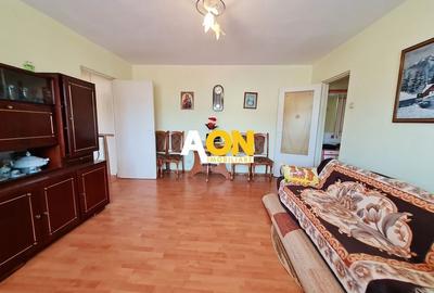 Apartament cu 2 camere semidecomandat, mobilat în Cetate