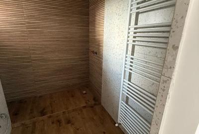 Apartament cu 3 camere în Micro 17 - 11