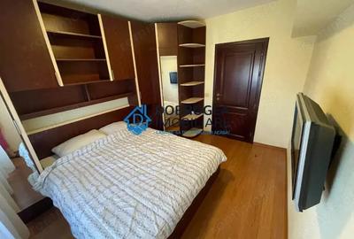 Apartament cu 3 camere decomandat în Păcii - 12