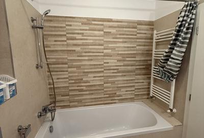Apartament cu 2 camere decomandat în Tractorul - 2