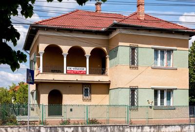 Casă cu 4 camere în Andrei Mureșanu - 2