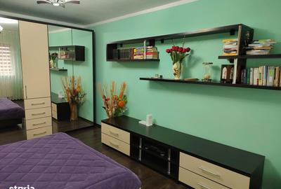 Apartament cu 3 camere decomandat, mobilat în Lăpuș Argeș - 2