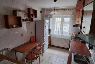 Apartament cu 3 camere de inchiriat-Rahova-Barca-cu centrala+loc de parcare - 9
