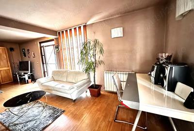 Casa la etaj pe malul Dunarii - 8
