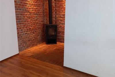 Apartament cu 2 camere decomandat în Central - 1