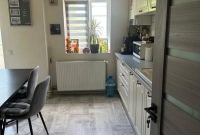 Apartament cu 3 camere decomandat în 1 Mai - 11