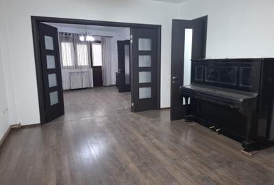 Armeneasca-Mosilor, 3 camere RENOVAT complet, SUPEROFERTA, 1050 EURO/MP UTIL. - 2