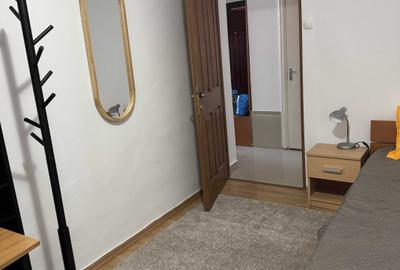 Apartament cu 2 camere decomandat în Titan