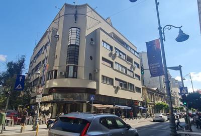 Apartament cu 4 camere decomandat, mobilat în P-ța Amzei