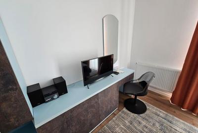 Apartament cu 3 camere decomandat în Universitate - 9