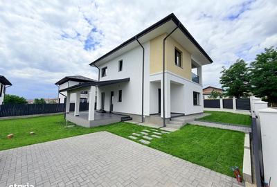 Casă cu 4 camere în Valea Adâncă