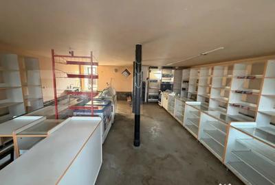 Spațiu comercial, de 98 mp, în Central - 5