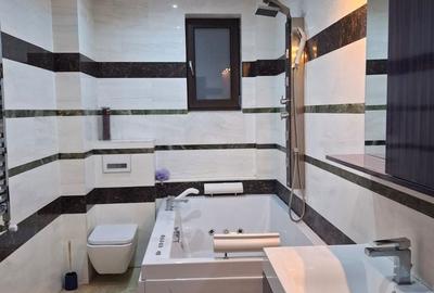 Casă cu 8 camere cu Canalizare în Tineretului - 8