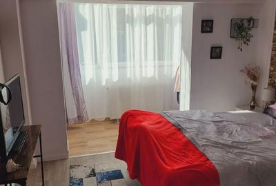 Apartament cu 4 camere decomandat în Central - 3