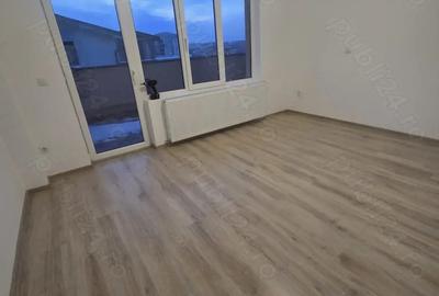 Garsonieră decomandată în Central - 4