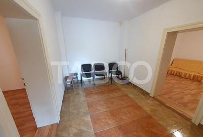 Teren de 1500 mp, în Săcel - 5