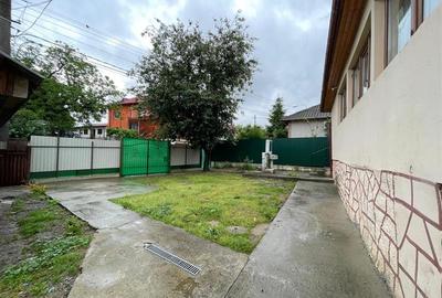 Duplex cu 3 camere cu Canalizare în Central - 2