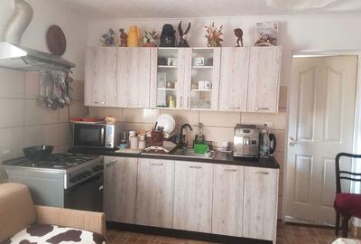 Casă cu 4 camere în Central - 3