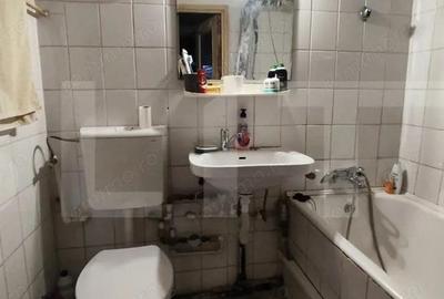 Apartament cu 4 camere decomandat în Berceni - 6