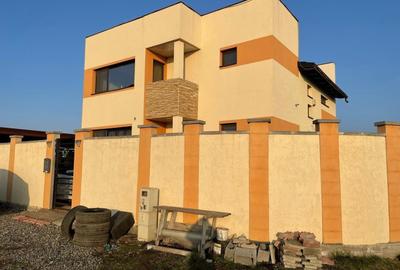 Casă individuală cu 6 camere cu Canalizare în Săcălaz - 2