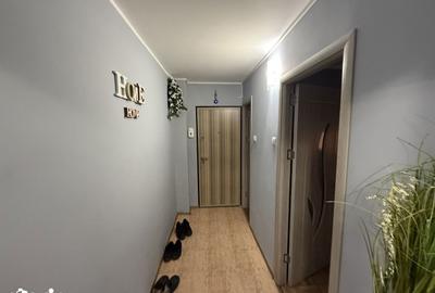 Apartament cu 2 camere decomandat, mobilat în Sud - 3