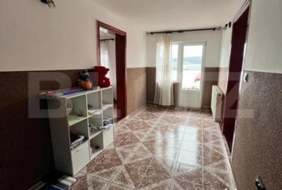 Casă cu 4 camere cu Teren 1400 Mp în Central - 11