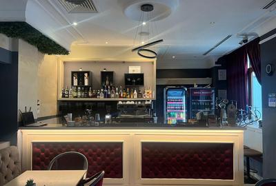 Spațiu comercial, în Central - 7