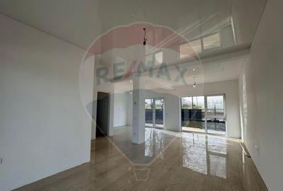 Vila 4 camere intr-un asamblu rezidential in Cernavoda /... - 2